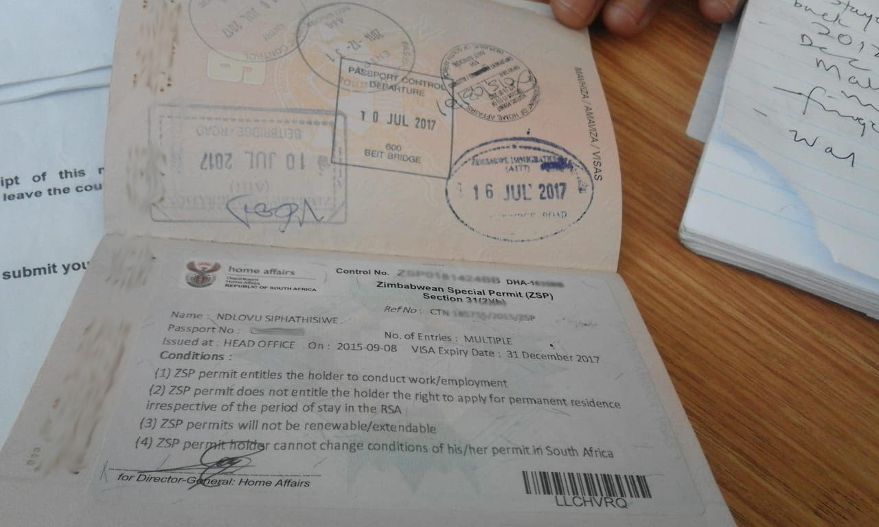 father had warrant for arrest without license with children